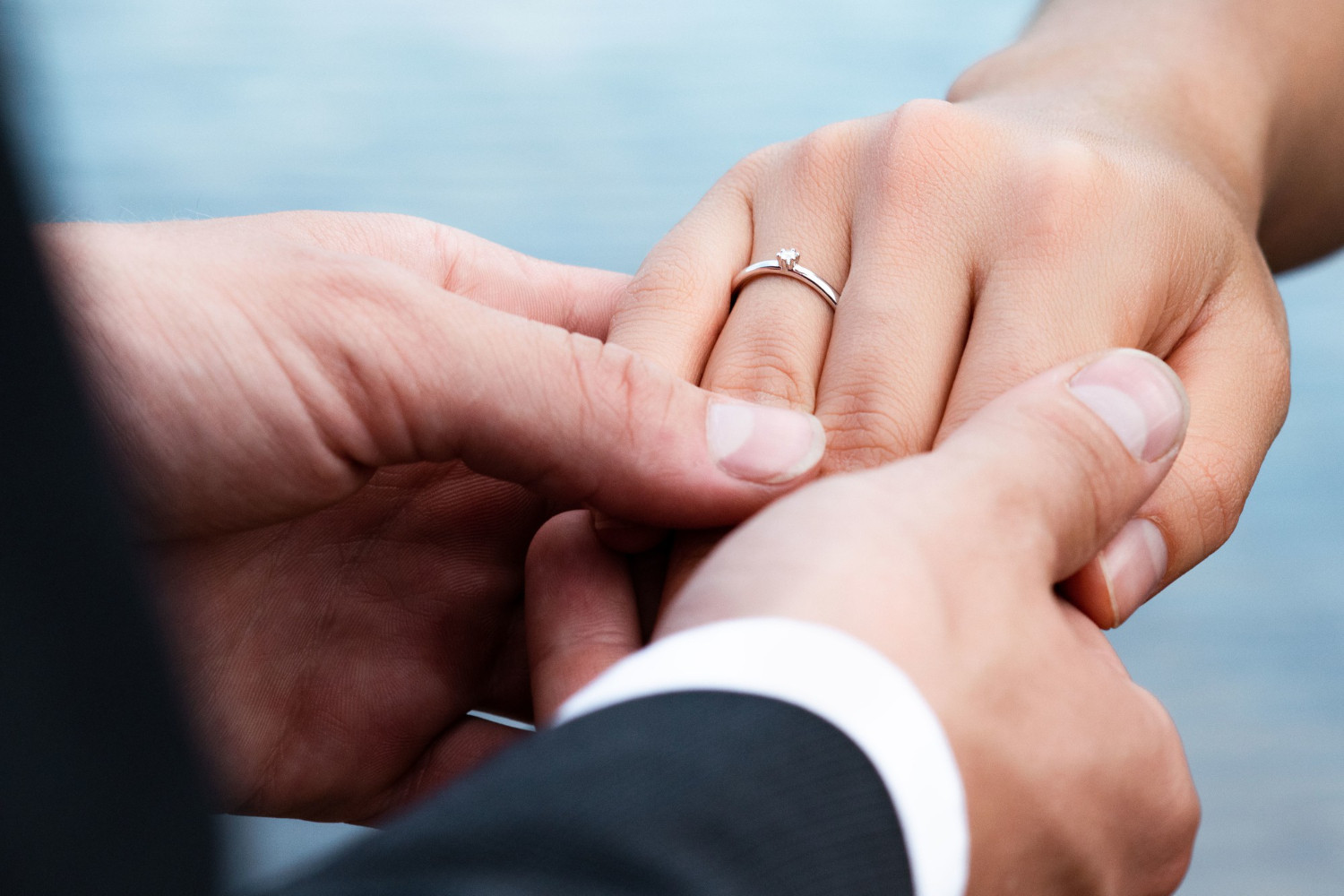 Model Cincin Tunangan Paling Dicari Ada di Sini!