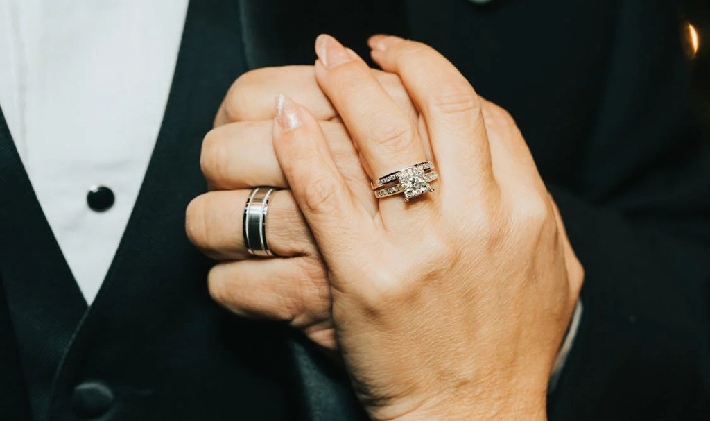 Bagaimana Jika Pasangan Tidak Suka Cincin Tunangan yang Dipilih?